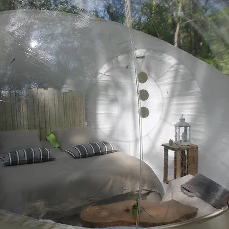 Роскошный шатер Au Pays Des Bulles